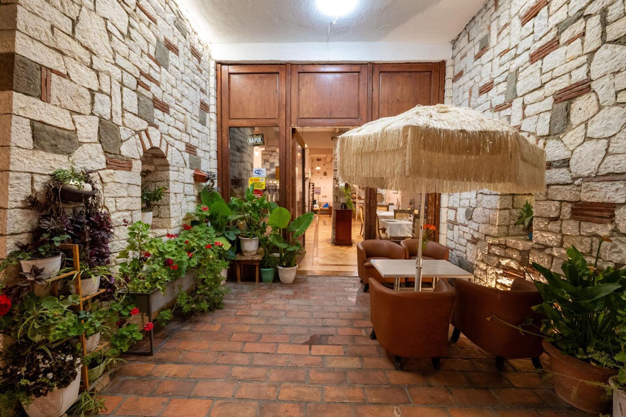 Hotel Nika Radhimë Zewnętrze zdjęcie