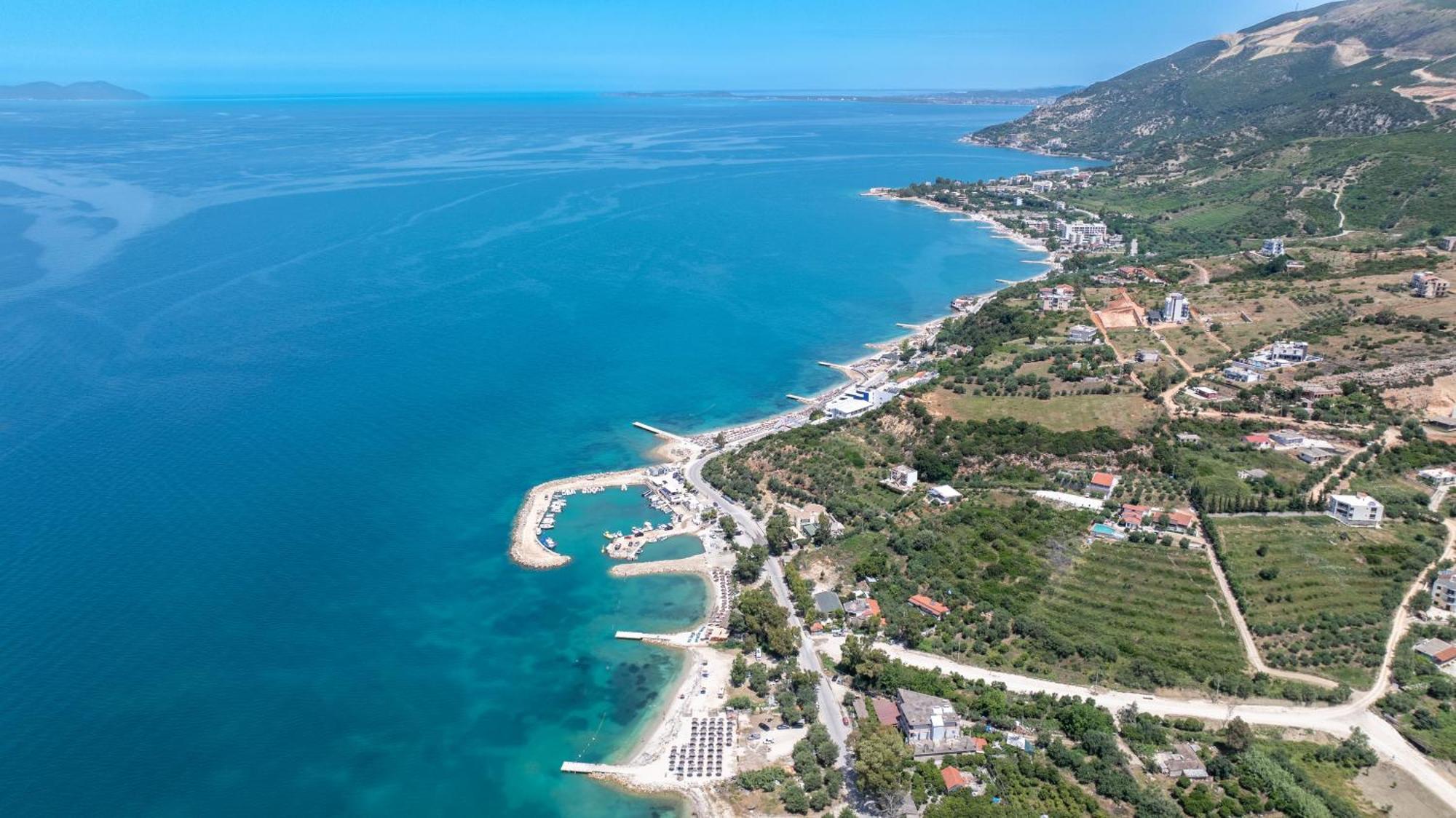 Hotel Nika Radhimë Zewnętrze zdjęcie